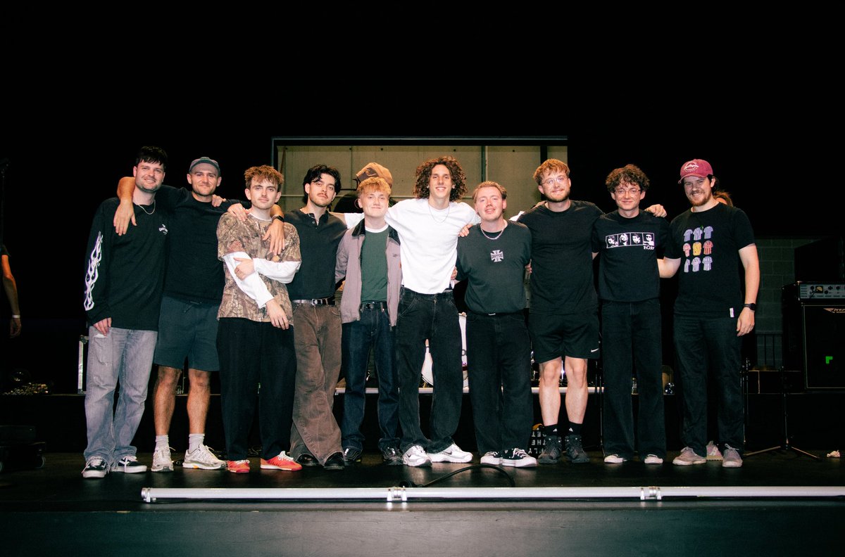 alexspencerUK's tweet photo. And that’s a wrap of the 1st leg of tour supporting @onlythepoetsuk 

9 amazing shows over the last 2 weeks playing in places id never imagined 
Thank you to everyone who came out, &amp; made these shows so special,
and of course to the OTP lads for making us feel at home❤️. https://t.co/MnfV7Qg6UL