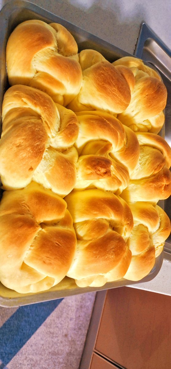 Cheribgddb's tweet photo. Ahora cocino mis panes caseros los domingos, antes solo compraba pan en la tienda cercana. Una pequea alegría que cambió mis días!， https://t.co/qWgw099XIQ