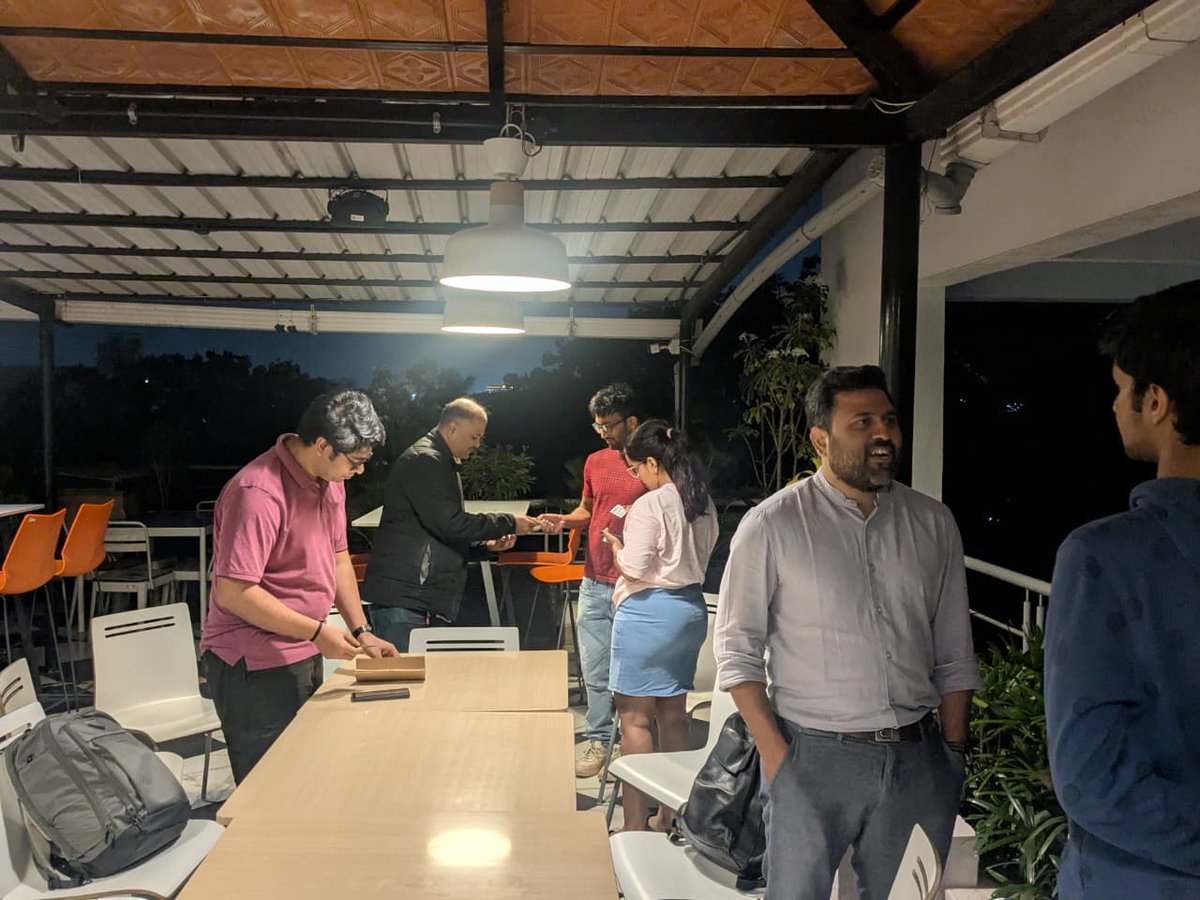 JavaCapital's tweet photo. https://t.co/5CpkuBMJIY
  
Week 17! We had a great session last week with some exciting young builders and conversations around energy and rare earth mining. Thanks to everyone who joined us for the evening.

@vinod_shankar @Reach_Bhargavi @Anirudh__J https://t.co/lfVxaX2BSt