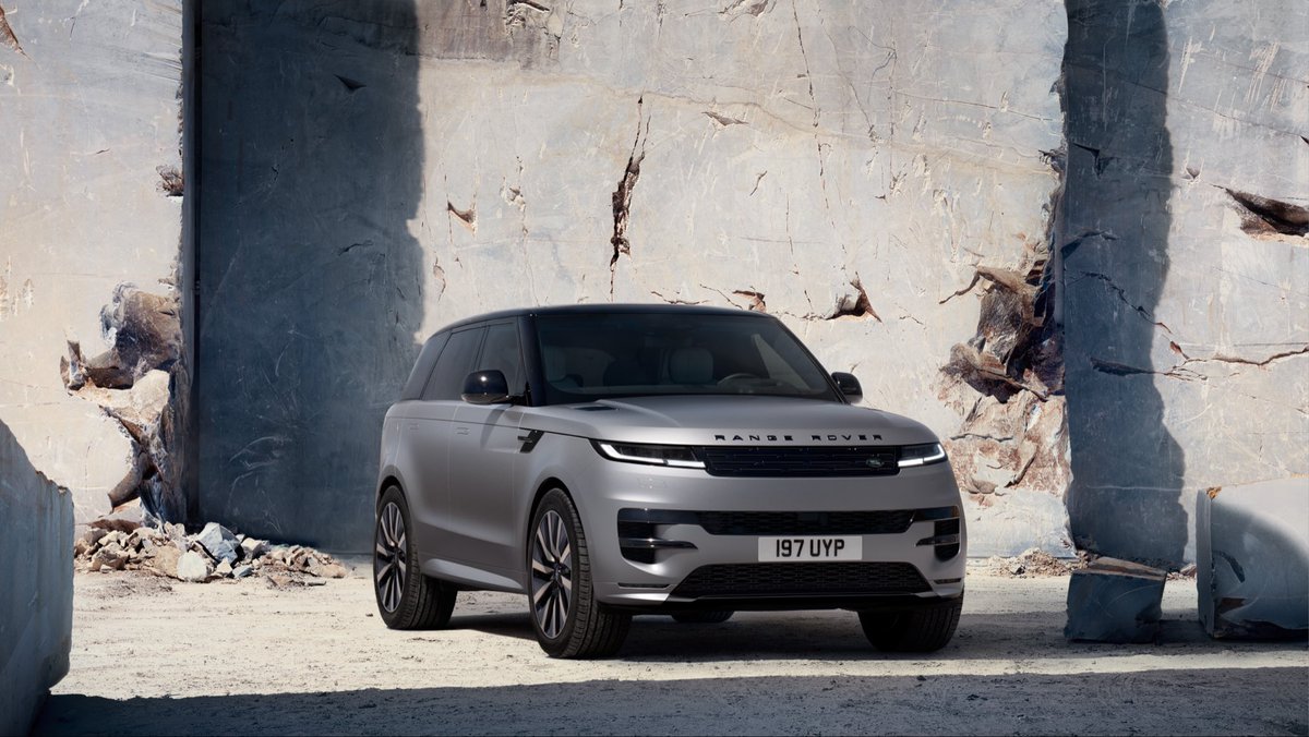 khuleonwheels's tweet photo. Range Rover Sport Electric now on sale in South Africa.See details here: https://t.co/6HHciWtgL2

@LandRover #RangeRoverSA #RangerRoverSport #Electric https://t.co/Z2sIjdsFJI