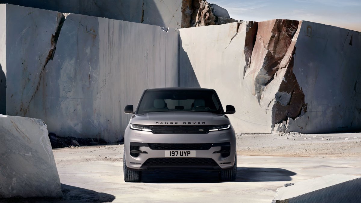 khuleonwheels's tweet photo. Range Rover Sport Electric now on sale in South Africa.See details here: https://t.co/6HHciWtgL2

@LandRover #RangeRoverSA #RangerRoverSport #Electric https://t.co/Z2sIjdsFJI