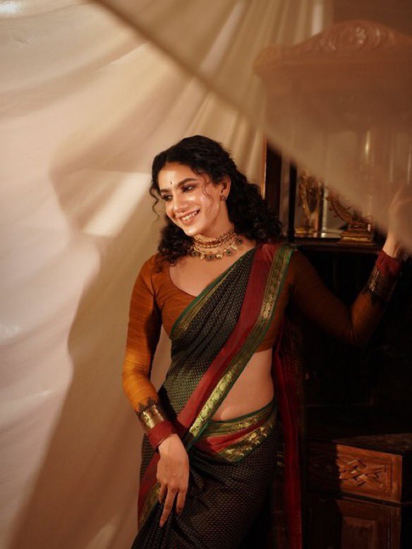 muthalbo's tweet photo. Deepa Thomas 

#Deepa #DeepaThomas https://t.co/GDVfwh9y9u