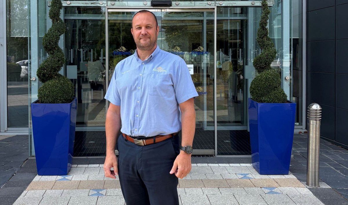 FENews's tweet photo. Manufacturing leader goes back to the classroom to strengthen skills behind 300-strong workforce: A MANUFACTURING leader responsible for more than 300 employees at one of North Wales’s largest production sites completed a… dlvr.​it/TVkGbT #EducationNewsFENews #Workandleadership https://t.co/MfQm0FnjMY