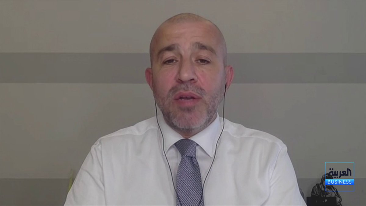 رئيس قسم الأسواق العالمية في Cedra Markets جو يرق: ارتفاع العوائد الحقيقية زاد جاذبية السندات الأميركية والتخوف العالمي مقلق وهذا السيناريو سيهدئ الأسواق. يمكن التركيز على أسهم مراكز البيانات والرقائق بسبب الطلب الكبير على الذكاء الاصطناعي. البتكوين لم تتمكن من إثبات قدرتها لتكون الذهب الرقمي والمستثمر يمكنه شراء الذهب الحقيقي وهو مطمئن. نتوقع رفع الفدرالي للفائدة في ديسمبر ويمكن اللجوء لهذه الأسواق للتحوط بسبب التقلبات المتوقعة. MayKhadra_bn جرس الإغلاق _Business 