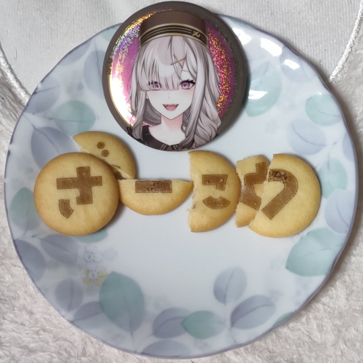 kirkira156's tweet photo. ←これが
こう→ https://t.co/fFpPqhdnc8