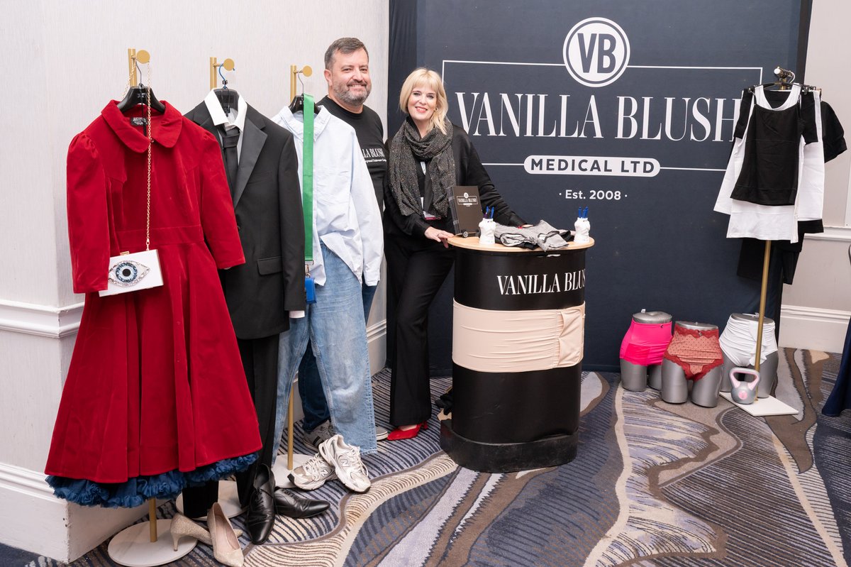 ASCNUK's tweet photo. It was great to see Vanilla Blush Medical at #ASCNUK26.

Vanilla Blush Medical specialises in innovative hernia support solutions for people with a stoma and abdominal wall hernia.

Register for updates on ASCNUK27 here: https://t.co/8U4m1i1oBt https://t.co/HyVLg6JlP4