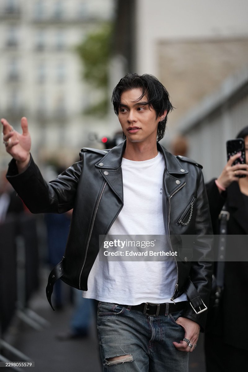 pmxvc_'s tweet photo. Street Style - Paris Fashion Week - Womenswear Spring/Summer 2027 - Day 3

PARIS, FRANCE - SEPTEMBER 30: Bright wears wavy black jaw-length hair, a black shiny leather biker jacket, a white crew-neck t-shirt, outside Acne Studios, during Paris Fashion Week - Womenswear Spring/Summer 2027, on September 30, 2026 in Paris, France (Photo by Edward Berthelot/Getty Images)

🔗 https://t.co/PJCr9MpX2i
🔗 https://t.co/XihZi1O1k1
🔗 https://t.co/xkwHYZlOR9
🔗 https://t.co/TDtmxXxpnV

BRIGHT WITH ACNE STUDIOS
#AcneStudiosSS27xBRIGHT
#AcneStudiosSS27
#AcneStudios
#bbrightvc