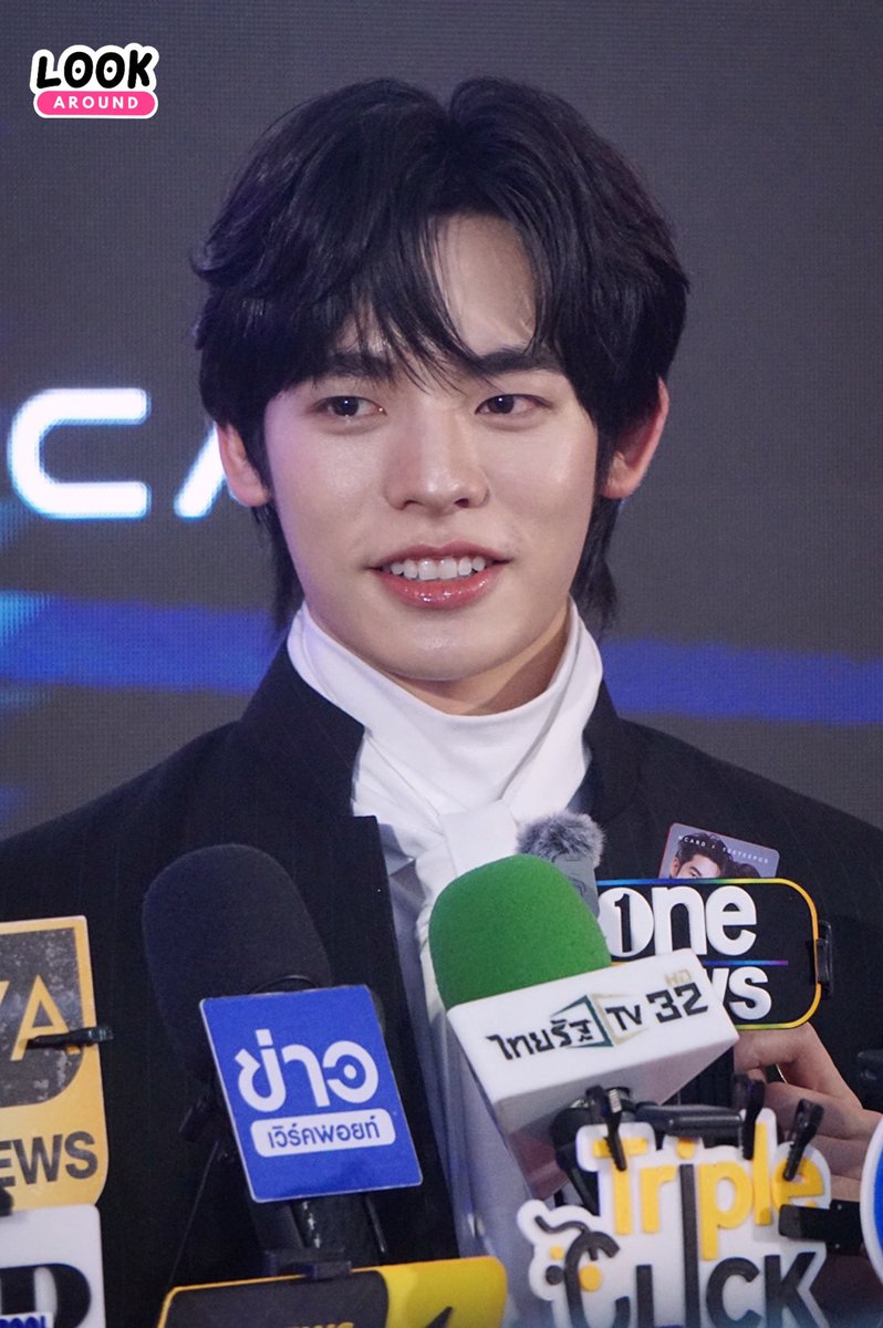 LookAround_TH's tweet photo. “ป๋อ ศุภการ” สัมภาษณ์สื่อ ในงาน M Card Next Gen Brand Ambassadors 🎊🎉💐

MCARD NEXT GEN WITH TTP
#MCardxTeeteePor 
#MCardNextGenxTeeteePor
#teeteepor #ตี๋ตี๋ป๋อ
#porsuppakarn https://t.co/I92yu0c4j4