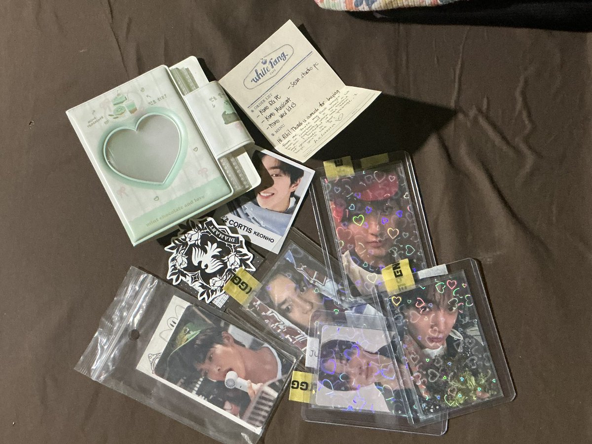 doooie_'s tweet photo. @keonivyrz #fromkeonivyrz Thank you so much! Very secured packaging and goated communication 😁 yippie for the freebies wowowoowow https://t.co/L9YZpNc21N