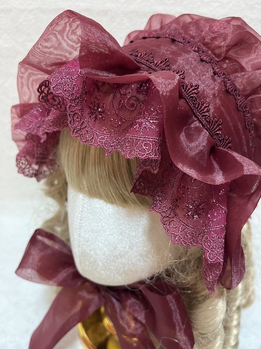 VioletCaron_'s tweet photo. シアーボンネット/ボルドー

間に合いましたので #ゴスロリマーケット にお持ちいたします🥀 https://t.co/Of3rHecy0R