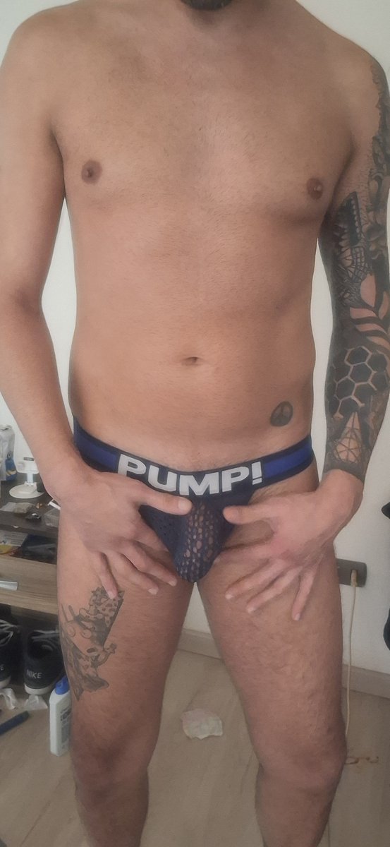Elmasbancador's tweet photo. #gay #gaychile #gaysantiago #gaywolf #wolfgay #chilegay #santiagogay #scruff #gayhairy #gayhairymen #ososgay #osogay #gaybear #gaybears #beargays #bearsgay #gaychileno #chilenogay #gaylatinos
@chilenaked #latinogay #zoomgay #gayzoom https://t.co/QYLb0Gxge4