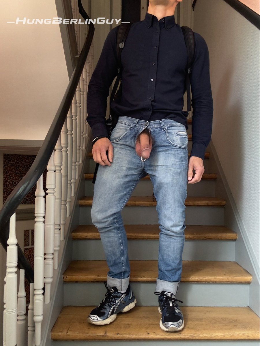 HungBerlinGuy's tweet photo. Outfit check!
How do you want to meet me in the staircase? https://t.co/dcC4k6TNCW