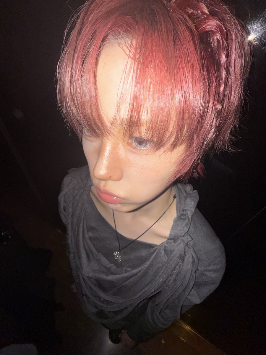begaez's tweet photo. little cherry cutie seongmin https://t.co/NBq8NB1Rdi