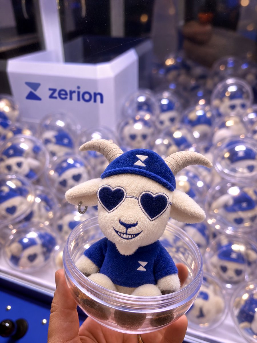 zerion's tweet photo. Hello UPtober 💚

Should we launch plushies next? 👀 https://t.co/YQonSVJb0p