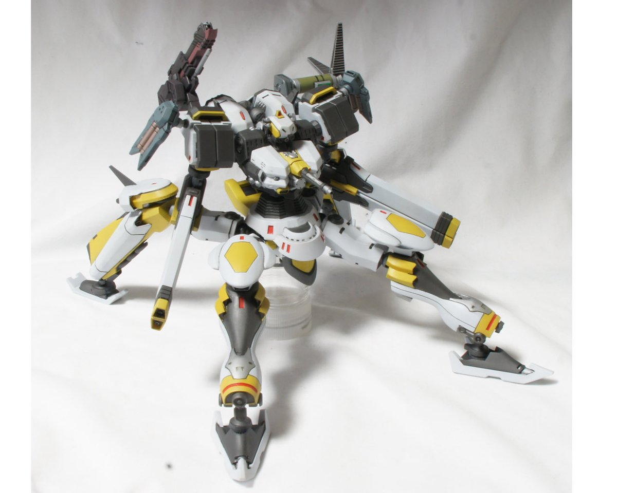 RavenKein's tweet photo. デルタ再販ということでこちらの脚部の発売も何卒………
一応オープニング機体ですし再現機体の幅も広がりますよ！ https://t.co/rW7aR67mge