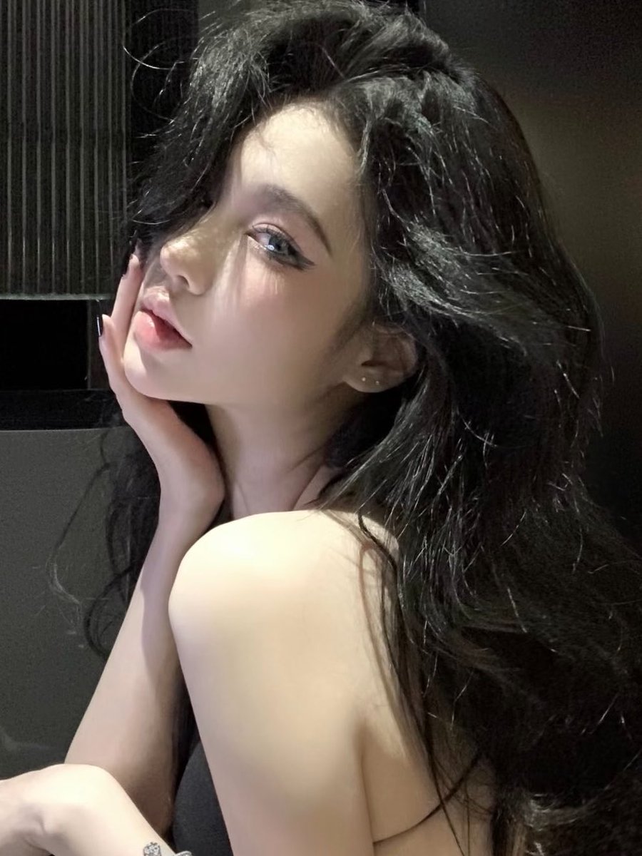 aa_aahh00's tweet photo. 上海交���资源太少了吗，怎么感觉拓展圈子好难哦 #上海 #线下 https://t.co/d5lUQc14D0