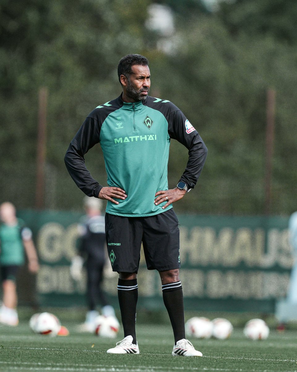 WerderUpdates's tweet photo. ℹ️ Cheftrainer Daniel #Thioune fehlt beim Training heute aus persönlichen Gründen.
#Werder https://t.co/FQOkkRa8LB