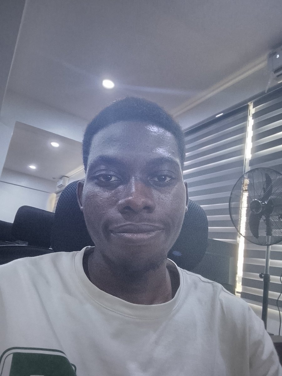 Henrify_dev's tweet photo. So far, I've connected with a few genuine builders.

And I'm so glad I was privileged to meet such individuals.

People who will say "Let's connect!" &amp; won't secretly unfollow you.🙂

People who aren't just after your 'follow', but also want to see you Grow and Succeed!🤝 https://t.co/OEMjJmf2GD