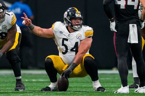 Steel_Legends's tweet photo. Many are losing sight of Steelers Center Zach Frazier’s last year of his contract is 2027 so they have to get him done next season. He will become the top paid player at his position. https://t.co/HpjVhpnxmR