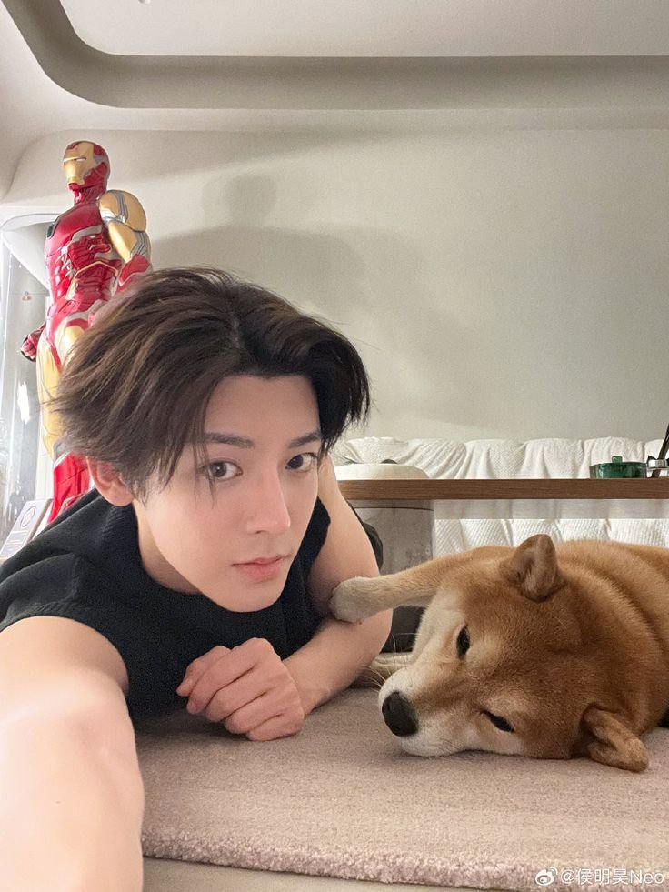 UnseenMinghao's tweet photo. @UnseenRuonan kalo kita sabung kira-kira menang siapa? https://t.co/lybcguRP0s