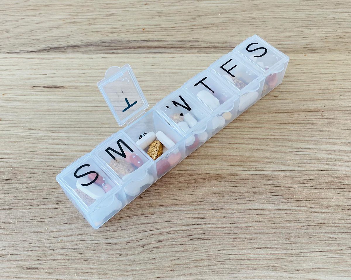 Quellyzinha's tweet photo. Sunday-Saturday - My morning tablets https://t.co/mlo96ak7YH