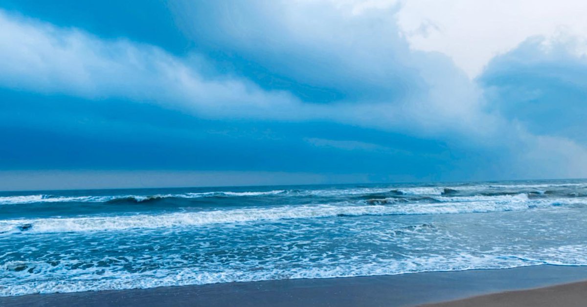 Rangel71000's tweet photo. ................ #traveldiaries #travel #travelphotography #nature #naturephotography #sea #seaside #beach #sunrise #morningvibes https://t.co/Sc9o33eZAH