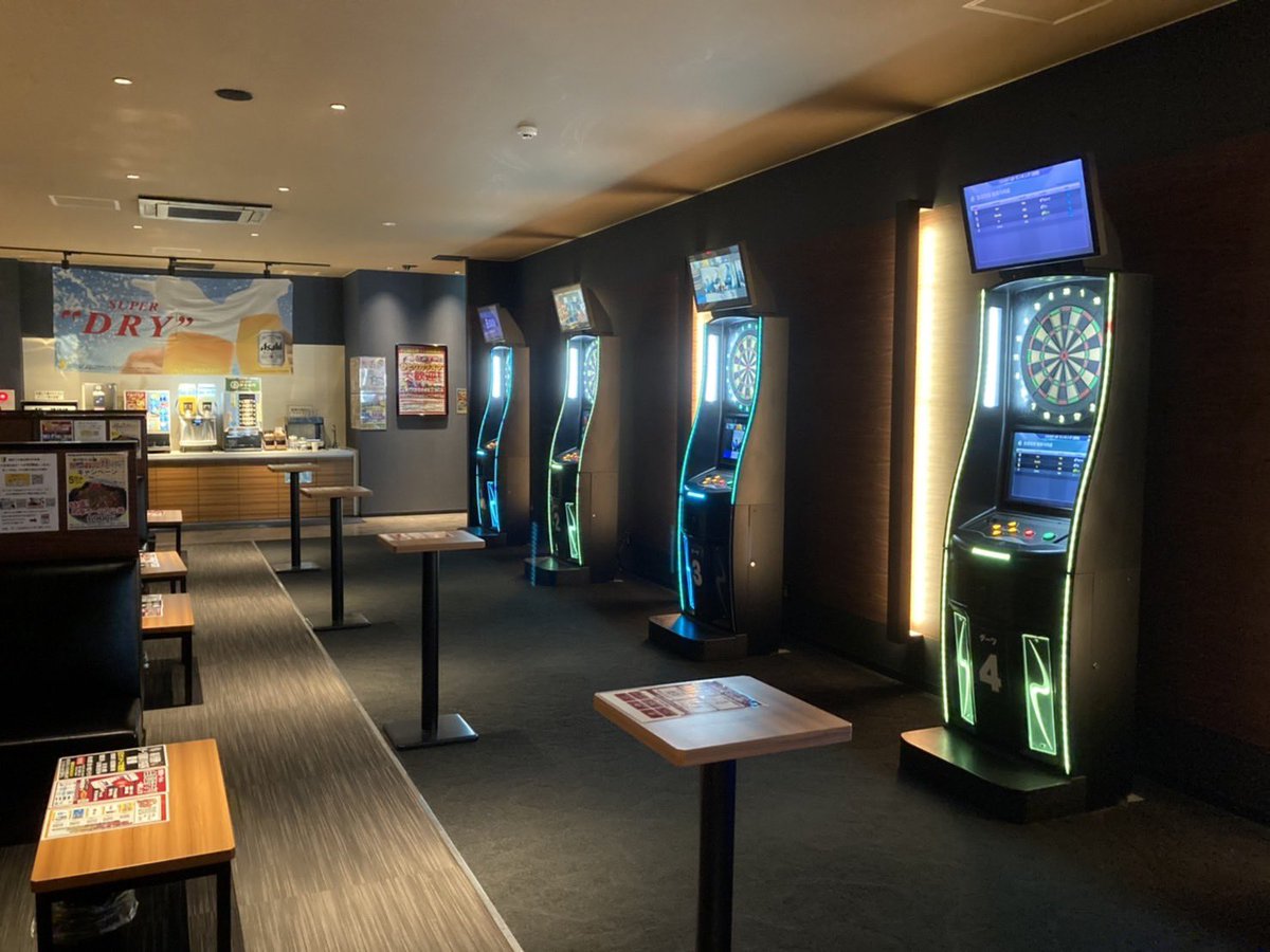 jiqoosendai's tweet photo. こんばんは🌙
当店2階フロアには🎤カラオケ🎱ビリヤード🎯ダーツと遊べるお席が盛り沢山✨
途中でお席のご移動も可能です
お得にたーっぷり遊びましょう！☺️
ご来店お待ちしております♪
#薩摩川内市　#カラオケ　#ビリヤード　#ダーツ https://t.co/S3N4irp27W