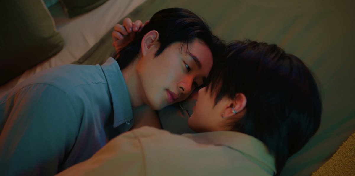 GMMTV's tweet photo. Boyfriend code 100% น้าพรี่ 🥺💗🫳🏻
#YouManiacSeriesEP6
@Williamjkp1 @EstRvp https://t.co/1cAdIYx5gI