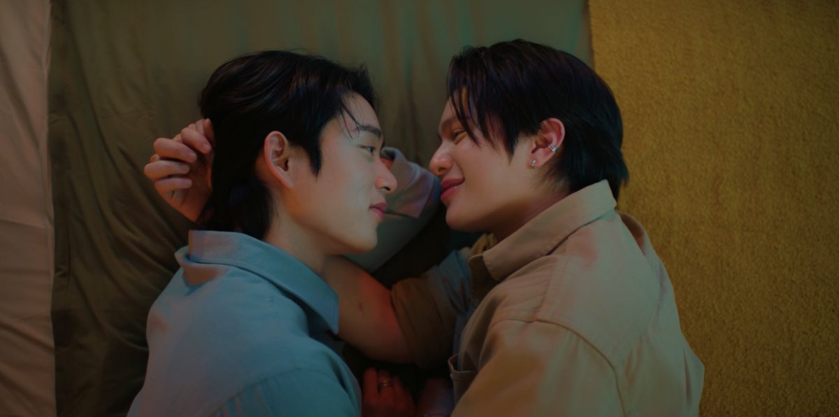 GMMTV's tweet photo. Boyfriend code 100% น้าพรี่ 🥺💗🫳🏻
#YouManiacSeriesEP6
@Williamjkp1 @EstRvp https://t.co/1cAdIYx5gI