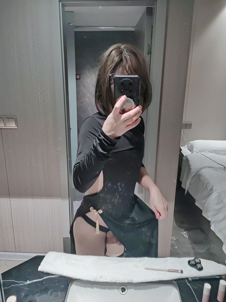 Nanshinyuu's tweet photo. 国庆节快乐呀（注意您的国庆节假期回溯已经生效欢迎下次订阅） #伪娘 #女装 #男の娘 #母狗 #CD #男娘 https://t.co/ENe6tFoDDC