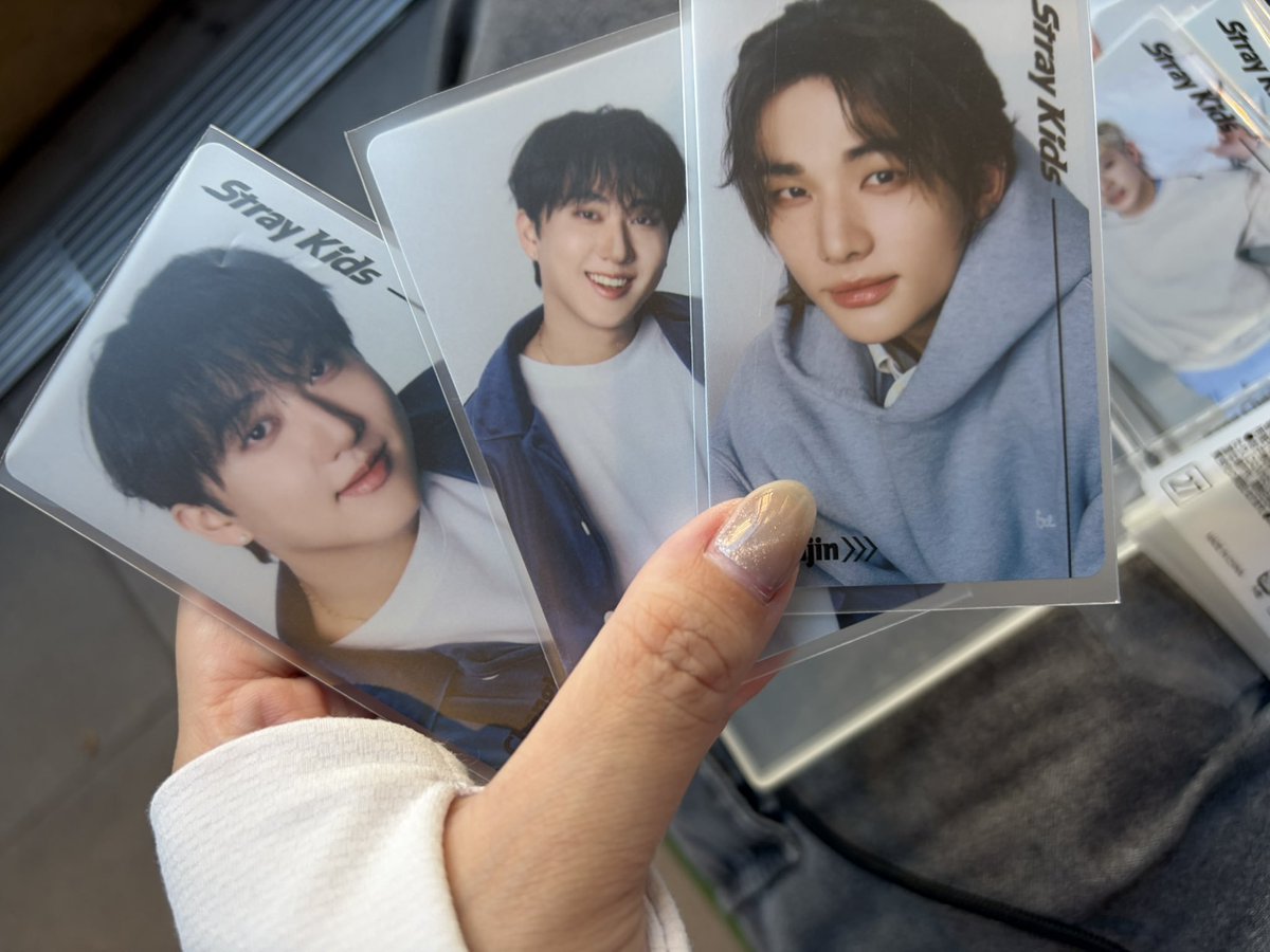 shaon8212's tweet photo. Stray Kids SKZ トレードカード Run It ポップアップ会場 オンライントレーディングカード

各1500円で販売 → バンチャン、リノ、ハン、スンミン、I.N

お支払い方法：PayPay
現在、渋谷または郵送、もしくは東京での直接受け渡しが可能です。
お気軽にお問い合わせください。 https://t.co/tkZ5gGO6cA