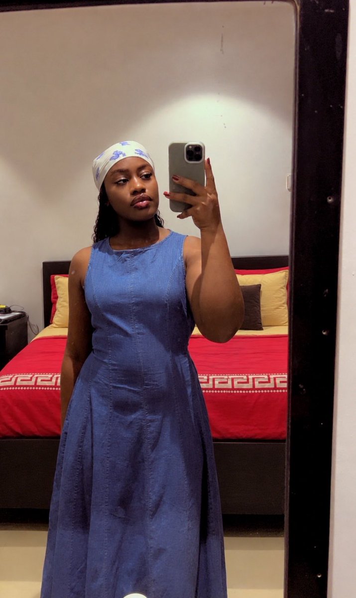 DivineG67784587's tweet photo. Happy new month 💋💋 https://t.co/RMkBDmteey