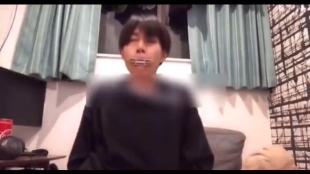 lrnl_8I8l's tweet photo. 橋本くんがちんこ炭酸水につけてたのセブンイレブンのやつなのにスポンサーなんだーーーー？！ https://t.co/s9AMGbCEDE