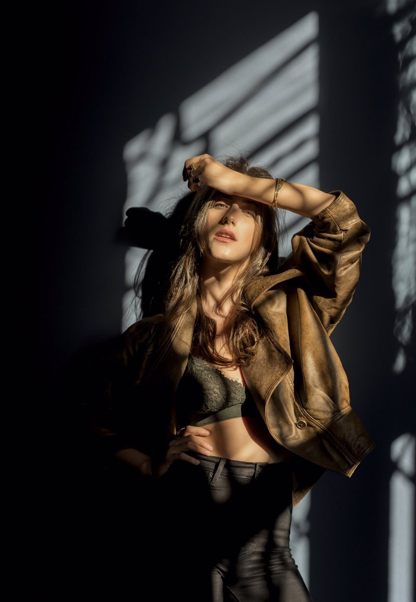 obadaildh's tweet photo. #hazalkaya https://t.co/ASqIPfgmwc