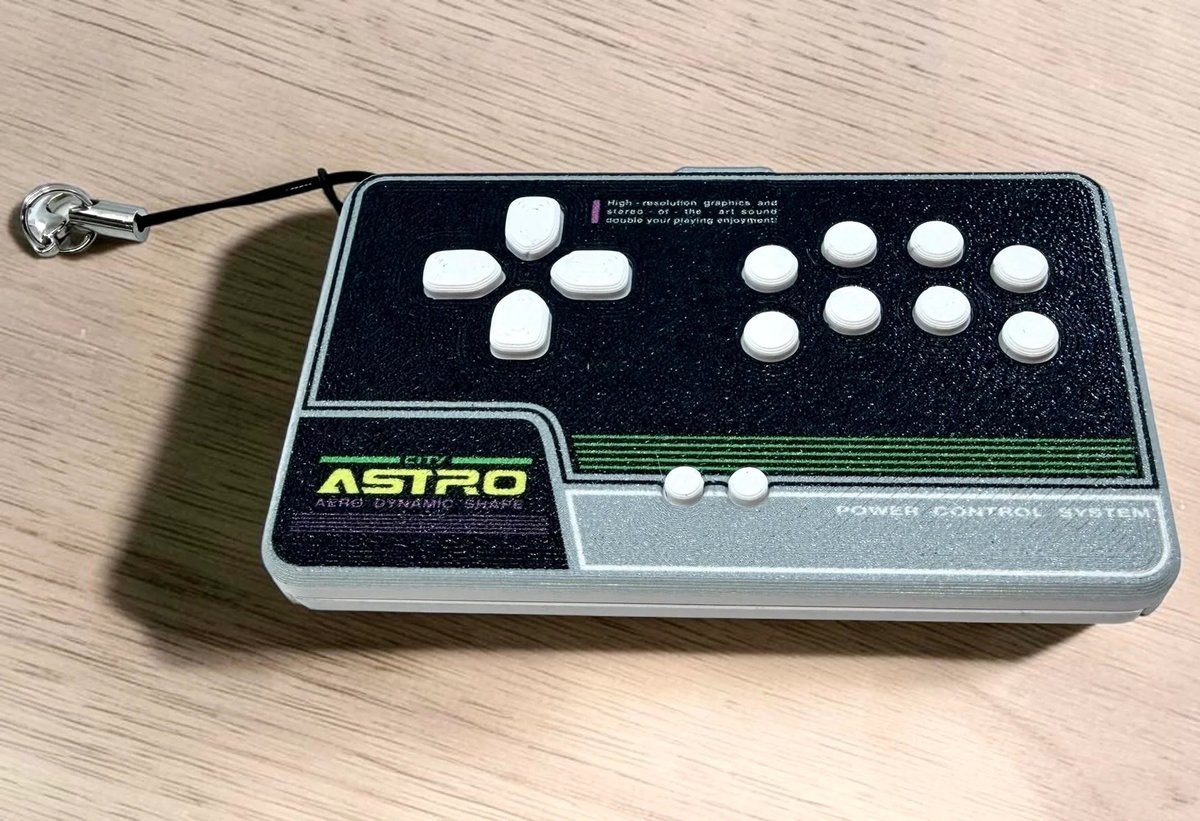 Attasa's tweet photo. [手のひらサイズコントローラー 入荷しました]

ARCADESHOCK アーケードショック レクタングル コーナー カスタマイズド ピコ パッド

桜
エッセンシャルズ
ASTRO CITY

お好みのデザインをお選び頂けます
https://t.co/dCuQ8RnApd

通常色のバリエーションはこちら
https://t.co/eOWyufGfM7 https://t.co/izLvwTdgR1