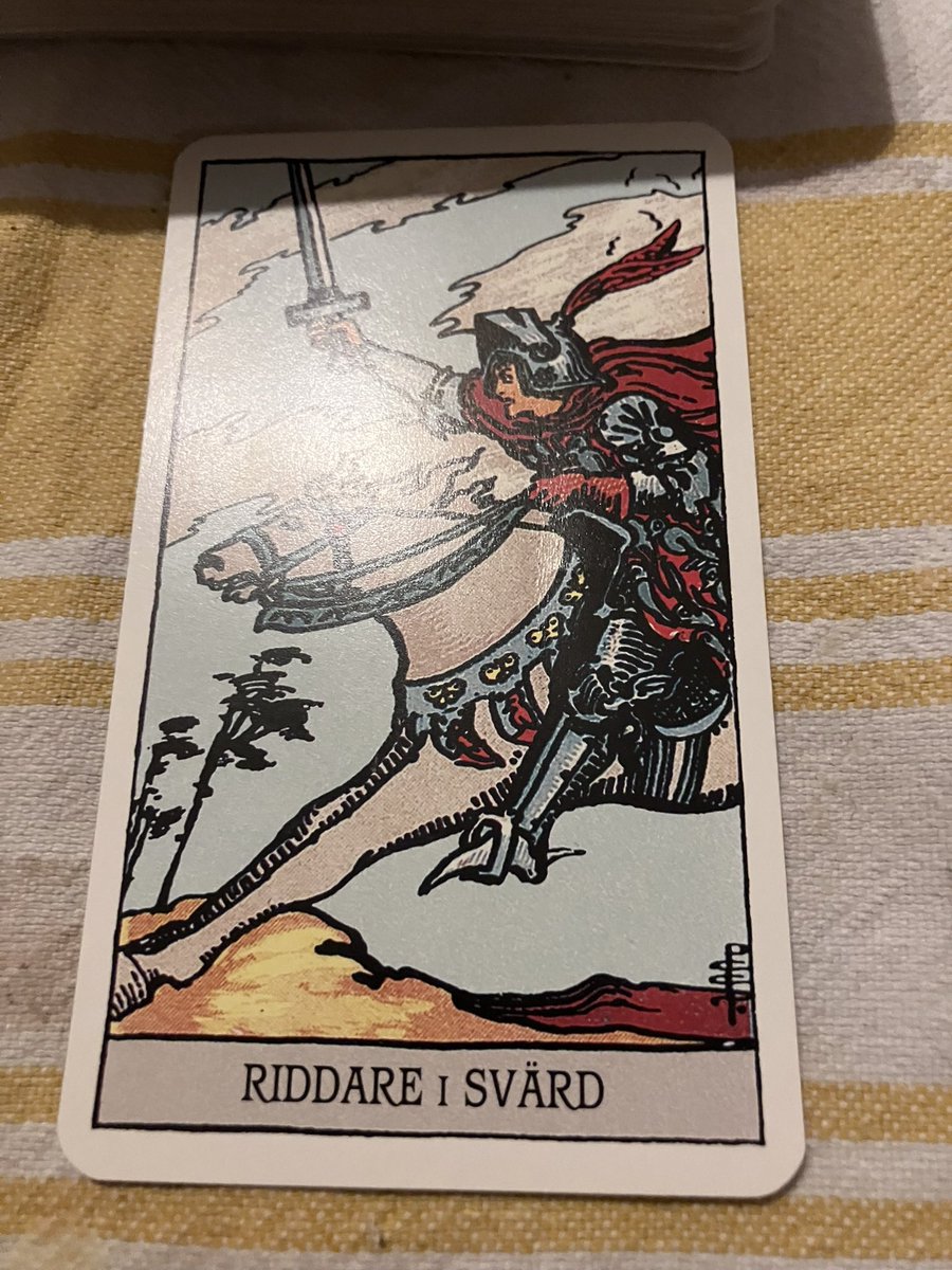 Crystalatlantiz's tweet photo. 🎃Happy 1st of October 🎃

Knight of swords ⚔️ 

Communication is coming in quickly! Direct and very shape,
Also I’m hearing speak your mind about what you wanna say and think about things. https://t.co/vH8FVygTCr