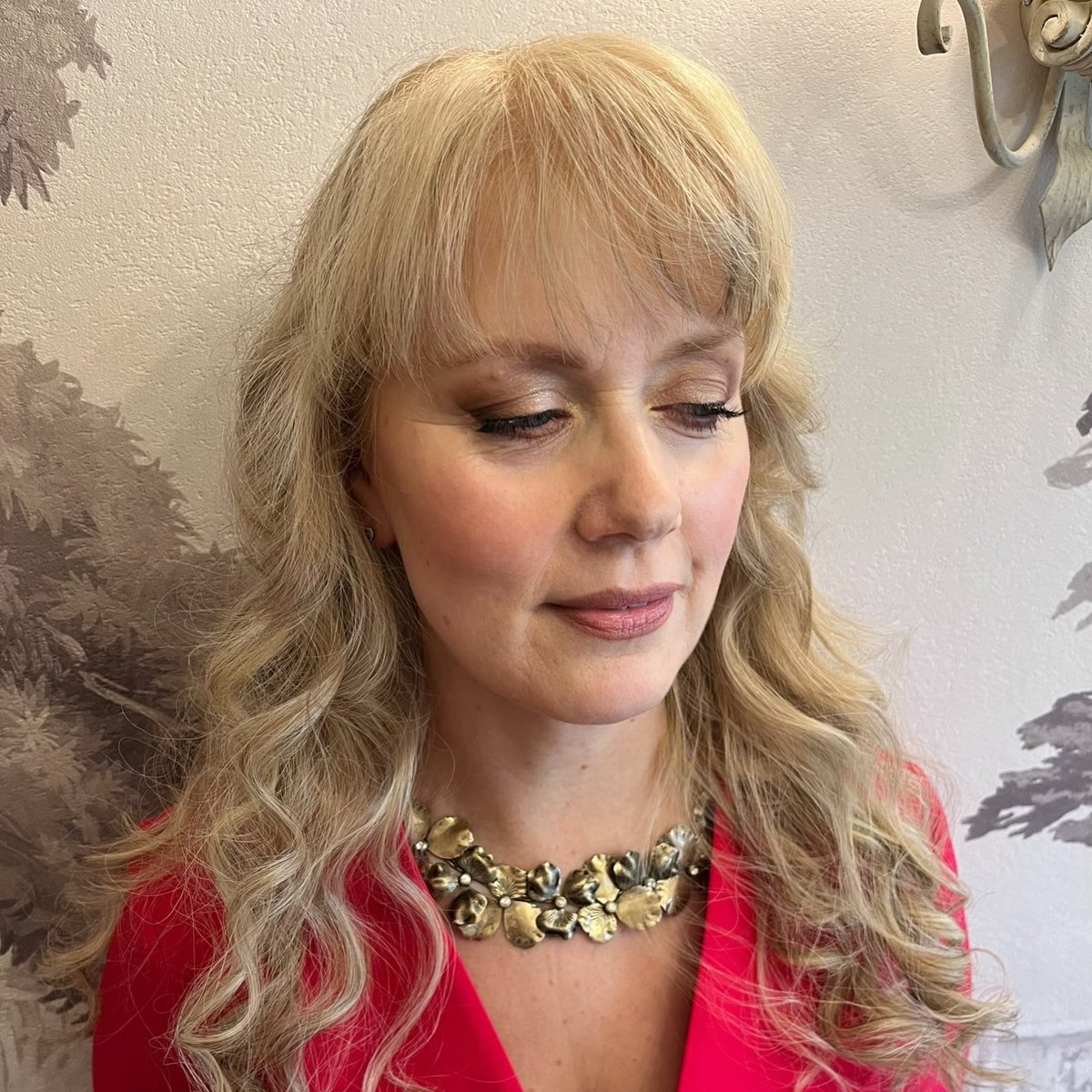 Laura5863's tweet photo. Makeup, visage, beauty, girl https://t.co/9V20Quifa8