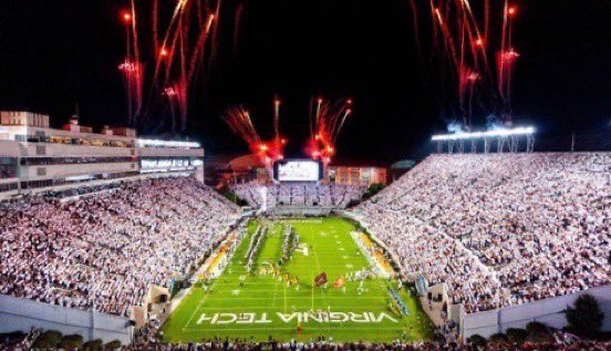 Bluegrass504's tweet photo. Happy 154th Birthday, Virginia Tech!!

🎉🎂🎈🎊🎁🎉🎂🎈🎊🎁

🦃 #ThisIsHome https://t.co/RKsyGwtW0W