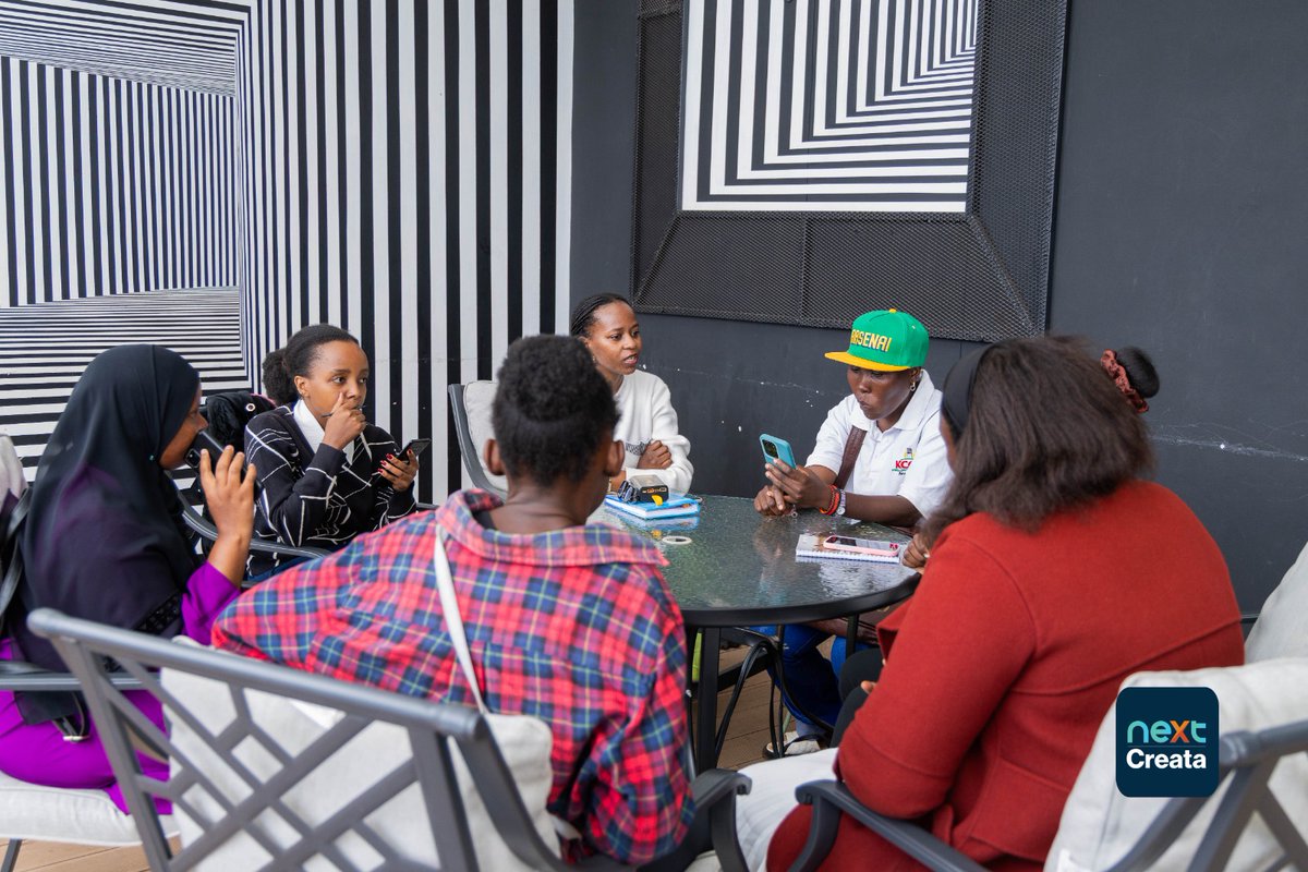 NextCreata's tweet photo. Ideas come alive when we work together. 

Cohort 5 participants teamed up in different groups to work on their assignments, sharing ideas, solving problems and learning from one another.

#YoungAfricaWorks #CREATE #NextCreata https://t.co/ve6ira4Q3T