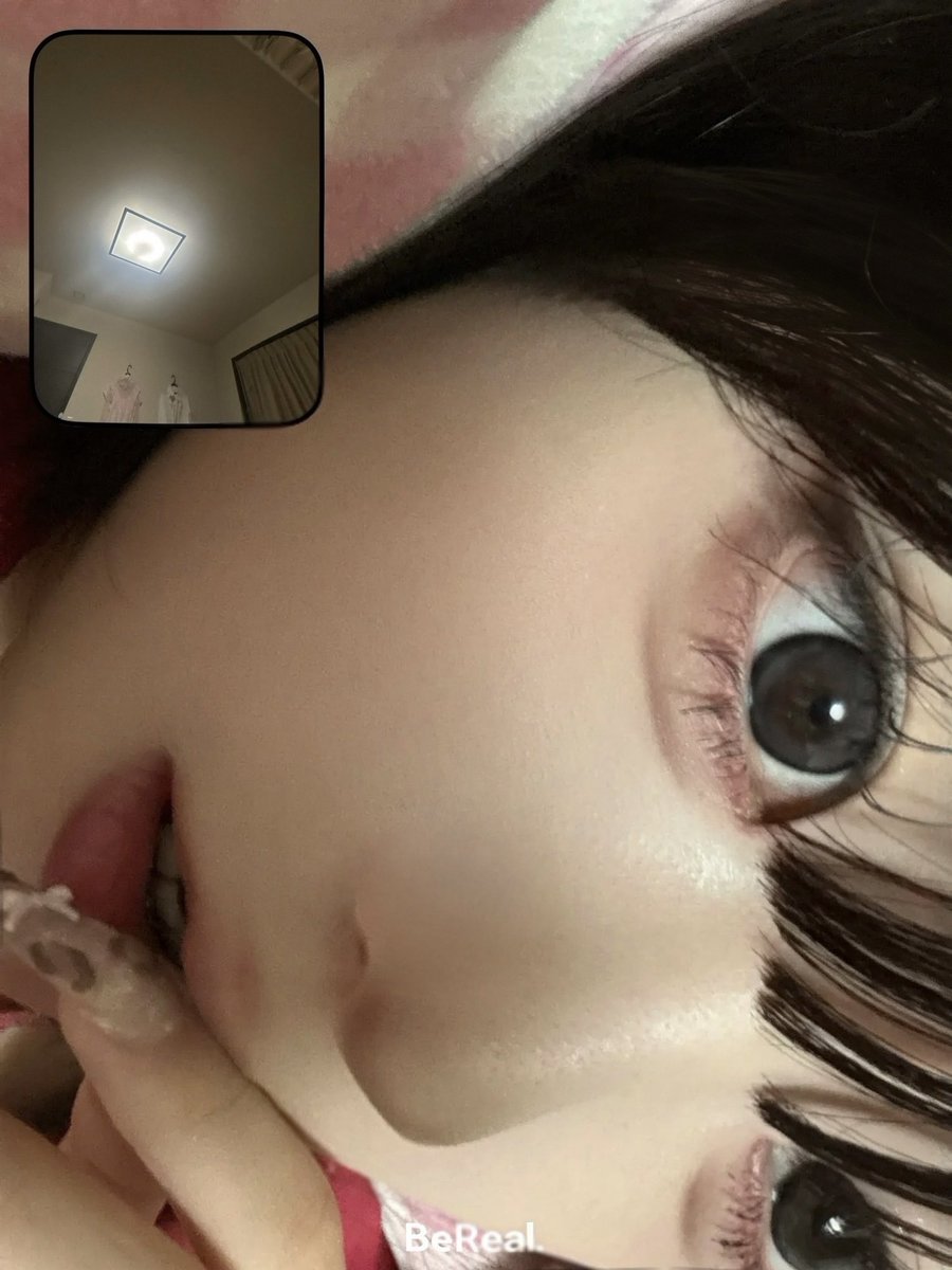 cult__pink's tweet photo. 普通のBeRealはなんか趣が無い https://t.co/1xFzfotWPI