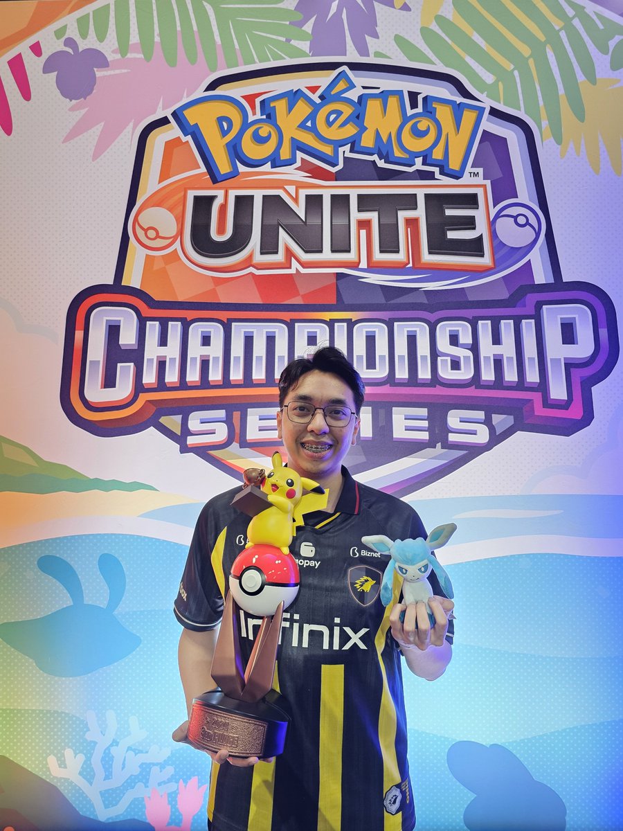 onic_eeyorr's tweet photo. 【LFT】just got approved by org~
Looking for team for the 2027 Aeos Crown.

Region doesn't matter, so I'm looking to play on the strongest region possible.

Main role: Middle path
----
2027年のAeos Crownに向け、チームを探しております。
地域は問いませんので、より強いチームで戦いたいと考えております。

メインロール：中央

よろしくお願いいたします！