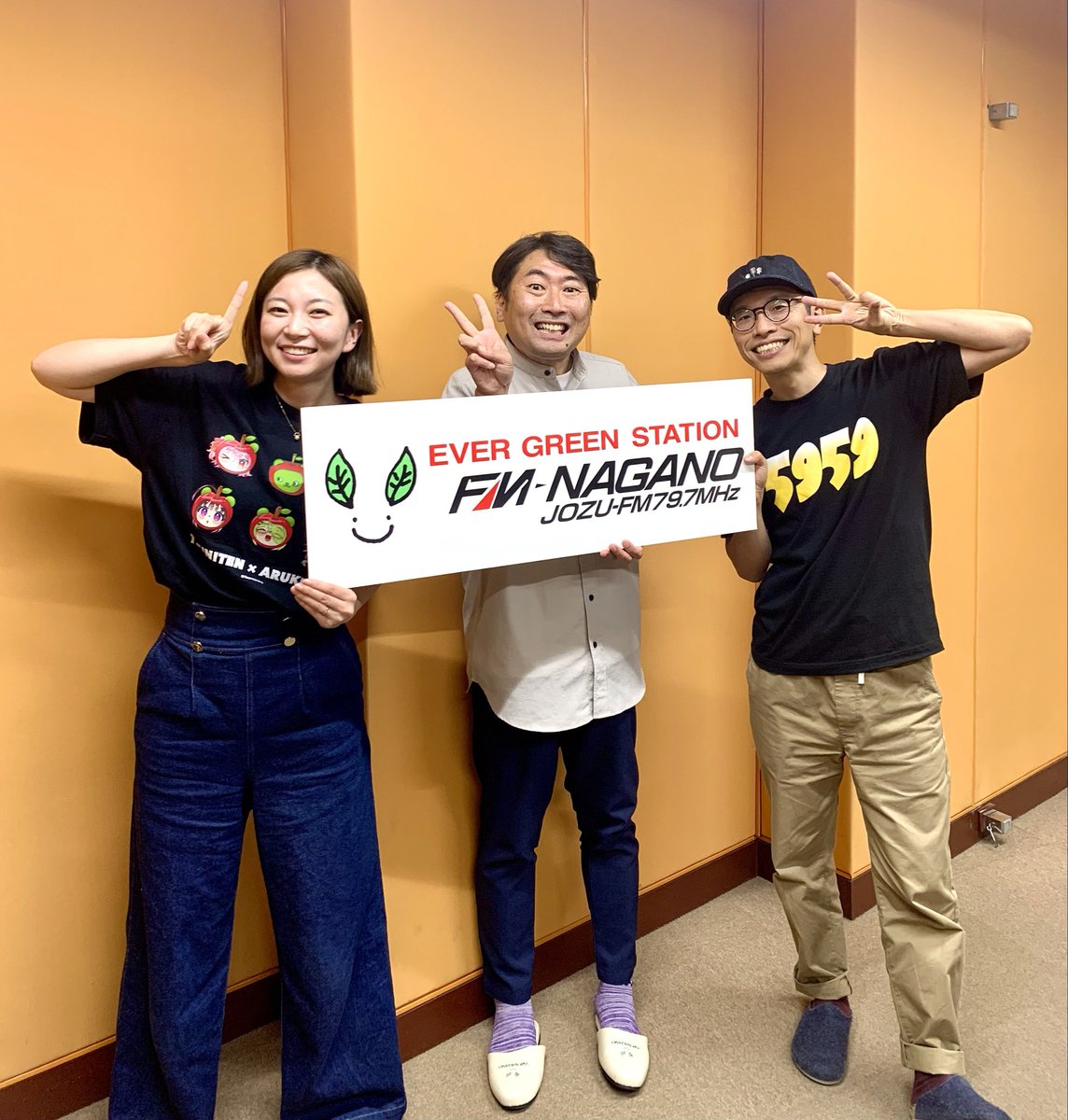 MAGICHOUR797's tweet photo. 🎉今日は #FM長野 開局38周年！
そして「MAGIC HOUR」は6周年✨
 
感謝を込めて
初のファンミーティング開催決定🙌

【#マジカワ OUR HOUR MEETING!!!】🎊
 
📅2027.1.23(土)
📍信毎メディアガーデン（松本市）
🎫11/1(日)チケット発売！
 
一緒に楽しみましょう😉  ▶️https://t.co/JgOIQhgch9 https://t.co/L87qII3Wt4