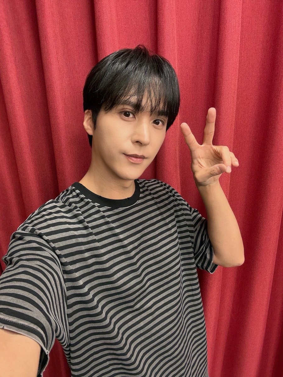 Highlight_AUent's tweet photo. 🗓 놓칠 수 없는 오늘의 하이라이트(Highlight)

✅ 19:30 [동운] 뮤지컬 <곤 투모로우>
✅ 20:00 [동운] 라디오 <SBS 파워FM 웬디의 영스트리트>

동윤옥균과 함께 하는 저녁💜
극장에서도, 라디오에서도 함께해요💡🌹

#하이라이트 #HIGHLIGHT
#비스트 #BEAST
#손동운 #SONDONGWOON https://t.co/xxxhtsyKWV
