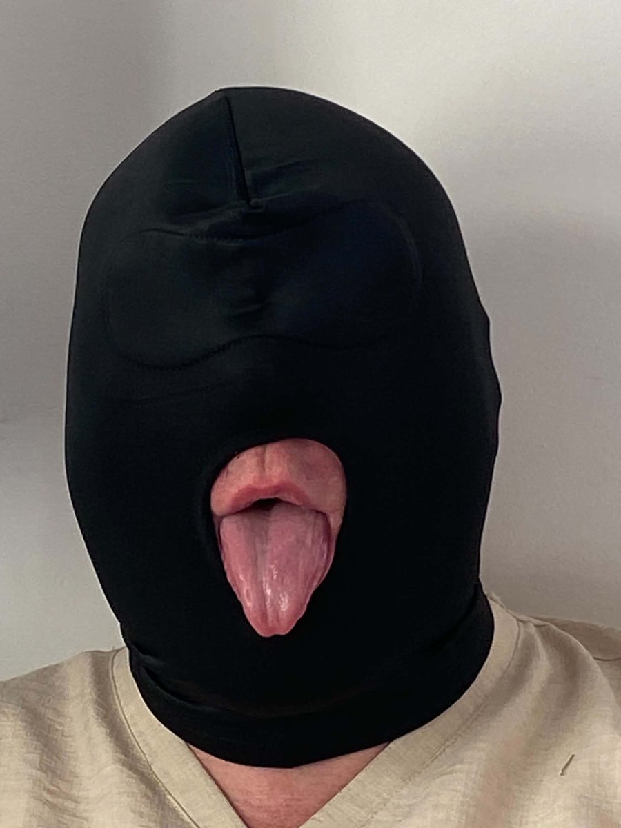 maskedguybrum's tweet photo. A new gimp mask who’s going to fuck my mouth 100% discreet small Heath #Birmingham #gimpmask #bi #fuckmymouth https://t.co/ZqxhoCamVY