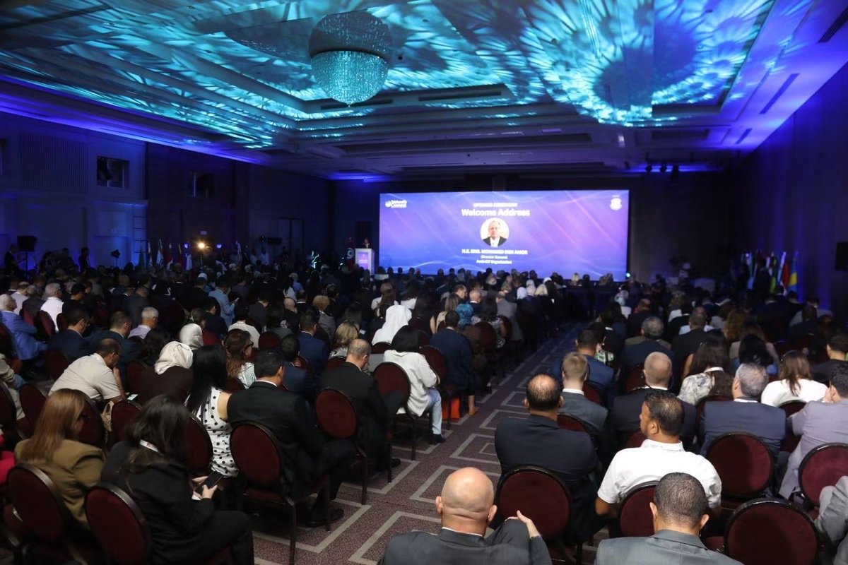 ChaouaniSarra's tweet photo. Tunisia’s #TeleHealthConnect2026 Conference adopted "#Tunis Declaration for Equitable, Secure, Sovereign & Human-Centred Digital Health Transformation," calling for stronger health data protection, responsible AI, digital skills & international cooperation https://t.co/Qw4Asf1ayq