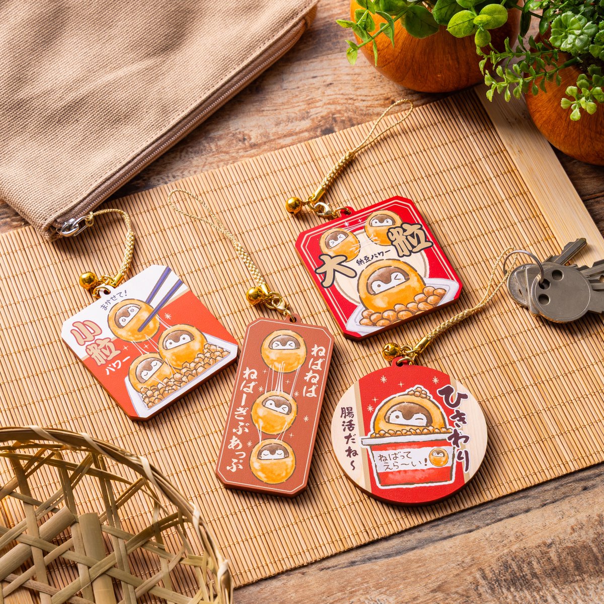 kouhou7's tweet photo. ＼10月16日 新発売／

納豆になっちゃった〜な
コウペンちゃんのグッズが登場します！
ぜひチェックしてください🎶

 ◯お取り扱い
・コウペンちゃんのおみせやさん
・はなまるステーション
・はなまるストア(オンラインストア) 
（https://t.co/xx2DHDJjnH）

#コウペンちゃん https://t.co/CN6snRYxbs