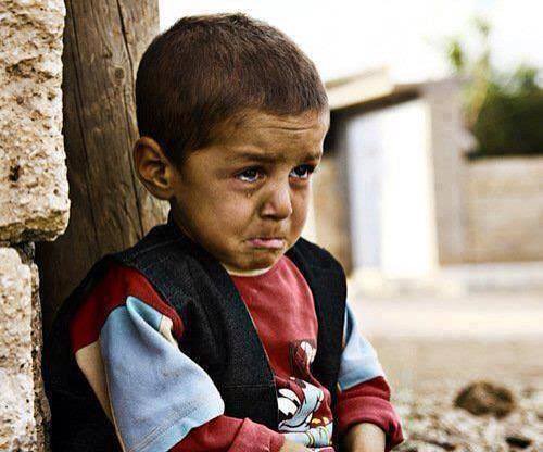 srd7e's tweet photo. أكثر شيء يقطع القلب في هالدنيا هو الفقر.. خصوصًا لما تشوف طفل محروم من أبسط أساسيات الحياة، وتشوف أبوه عاجز عن توفير احتياجات أبنائه.. 💔 https://t.co/JhdUNRZlW4