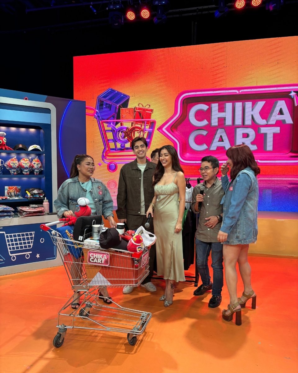 gtvphilippines's tweet photo. CHIKAMATES, hindi pa tapos ang chikahan! May additional chikahan at kulitan pa ONLINE!

#ChikaCartYasserRobb
Watch #ChikaCart, WEEKDAYS, 5:15 PM on GTV! 🛒 https://t.co/m0yhdJJHtX
