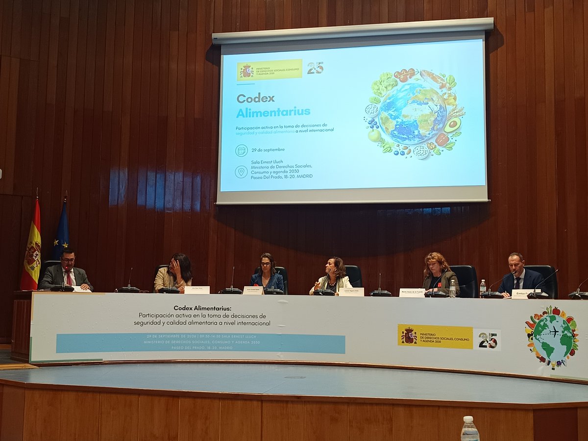 AnfacoCytma's tweet photo. @AnfacoCytma participó en la jornada de @AESAN_gob_es sobre #CodexAlimentarius, clave para la seguridad y calidad alimentaria a nivel internacional. Seguimos colaborando para impulsar normas basadas en la evidencia científica y adaptadas a la realidad del sector del mar. https://t.co/IfLXtbiWWS