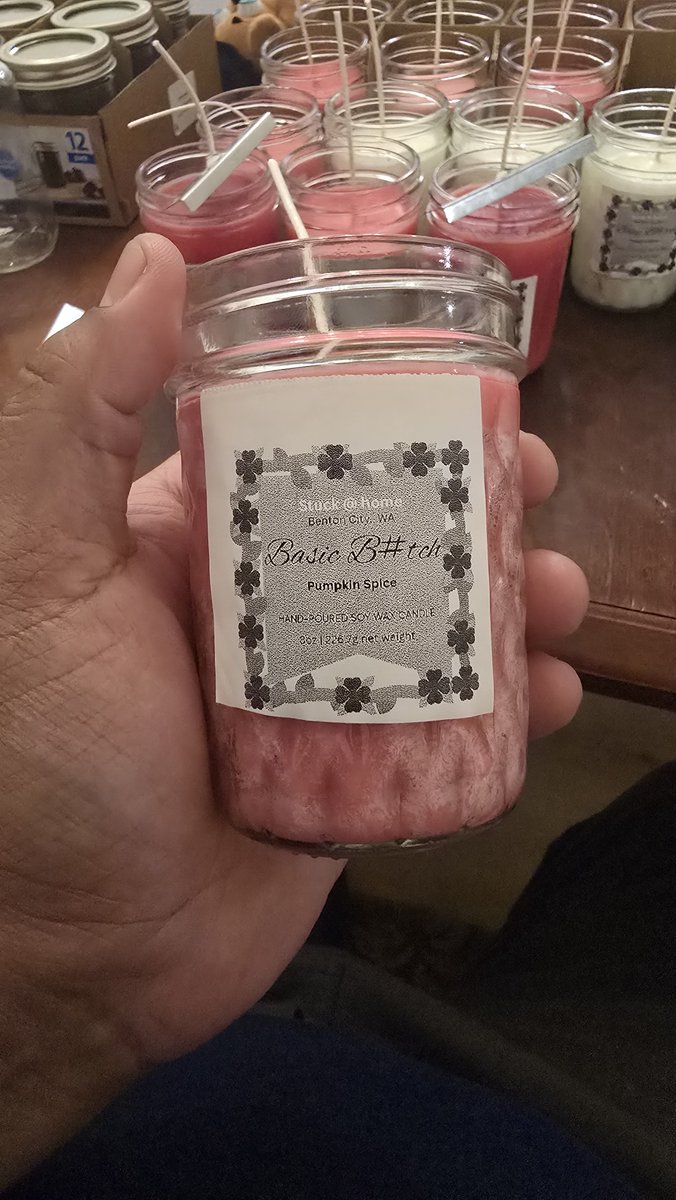 Splitzeeee's tweet photo. Candle production is back in action! https://t.co/y8iZm4tVbm